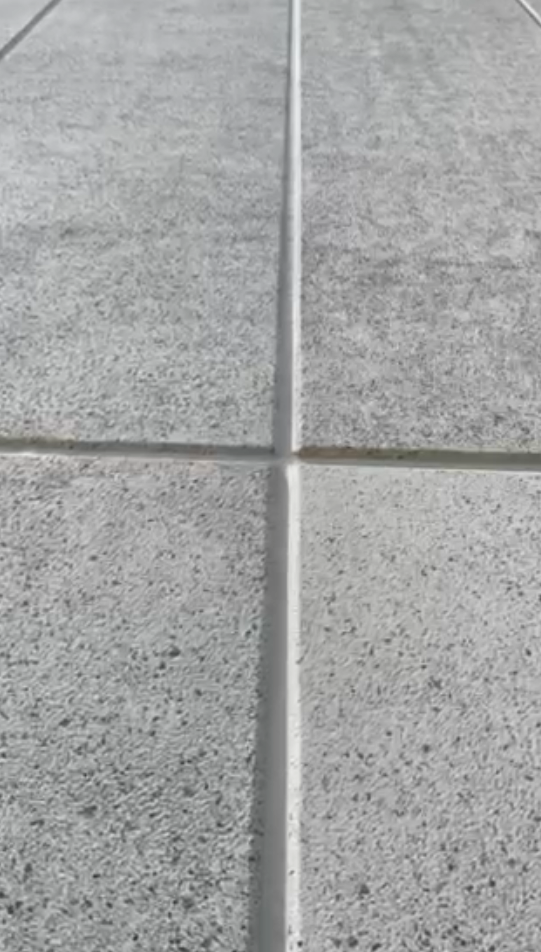 Panel Joint Sealing on Garden Island